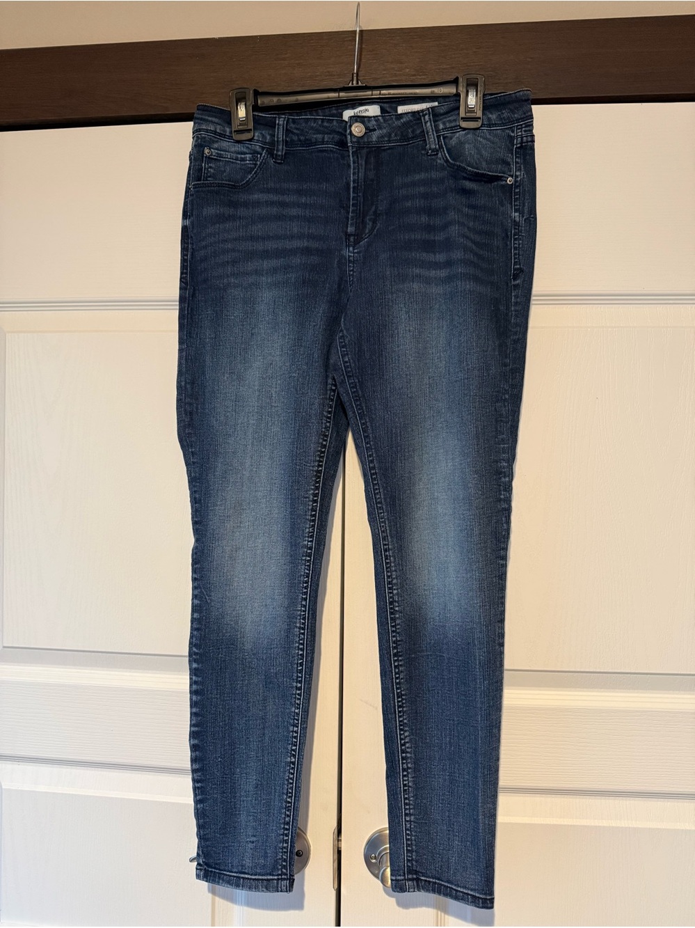 Kensie Effortless Ankle Mid-Rise Dark Wash Stretch Denim Skinny Jean Size 12/31